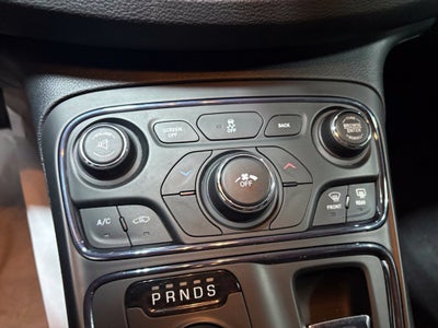 2016 Chrysler 200 S