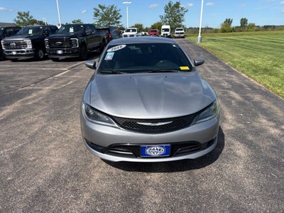 2016 Chrysler 200 S
