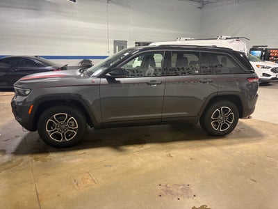 2022 Jeep Grand Cherokee Trailhawk