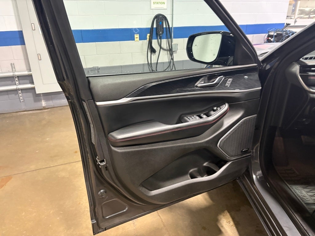 2022 Jeep Grand Cherokee Trailhawk