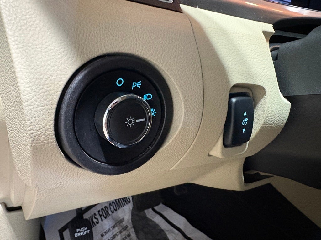 2013 Ford Taurus SEL