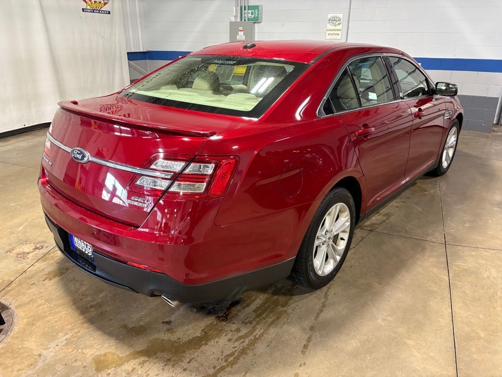 2013 Ford Taurus SEL