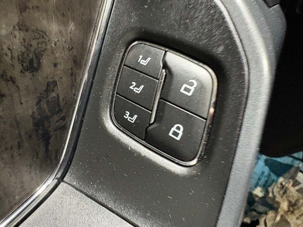 2024 Ford F-550SD Lariat DRW