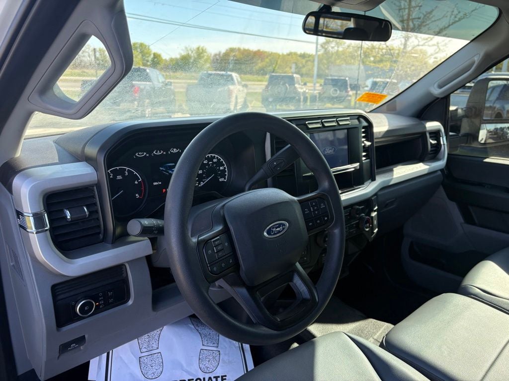 2024 Ford F-350SD XL DRW