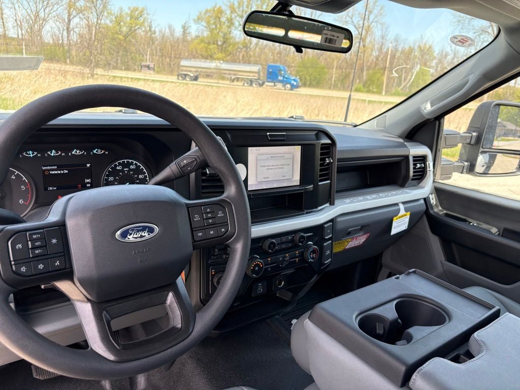 2025 Ford F-350SD XL DRW