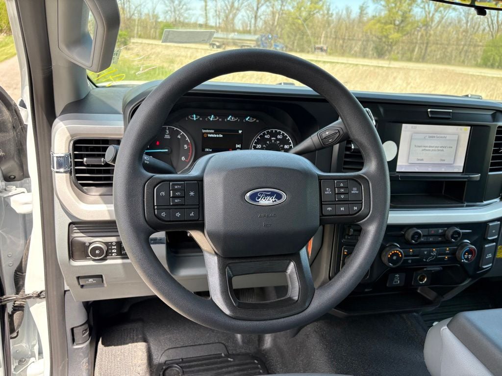 2025 Ford F-350SD XL DRW
