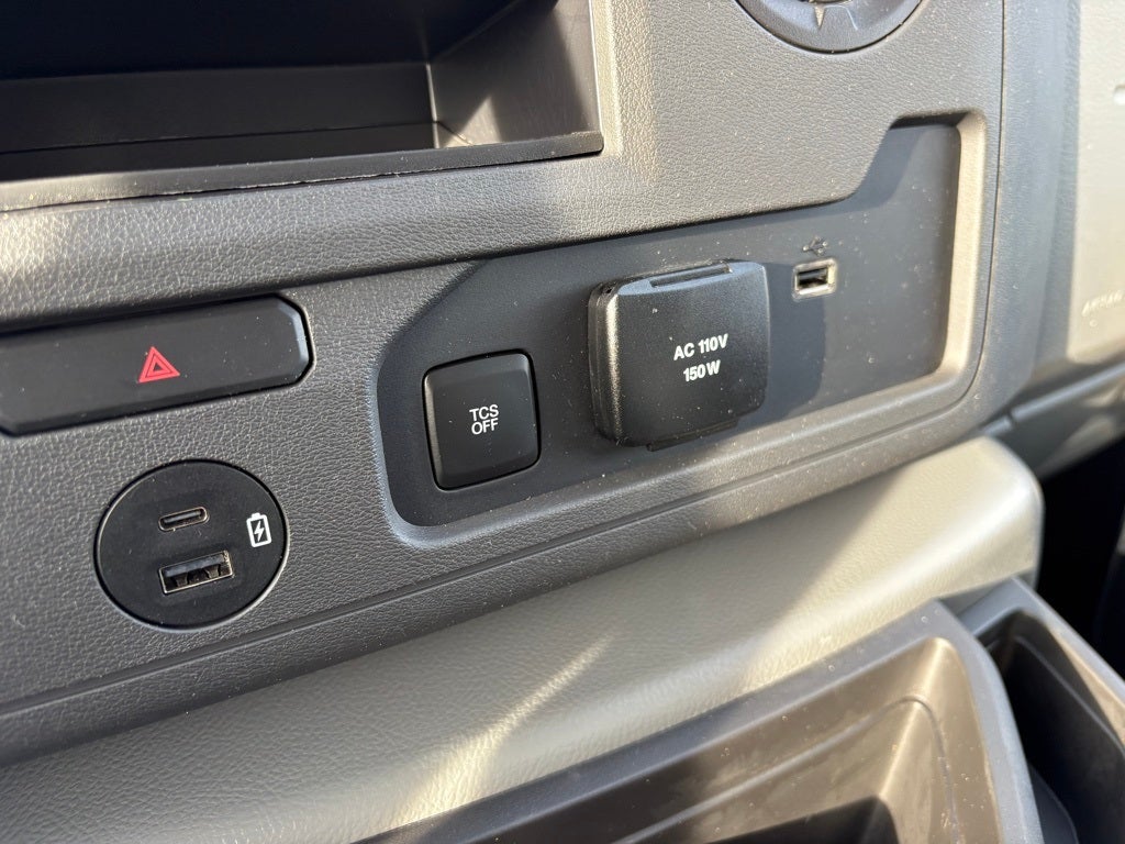 2026 Ford E-350SD Base Cutaway