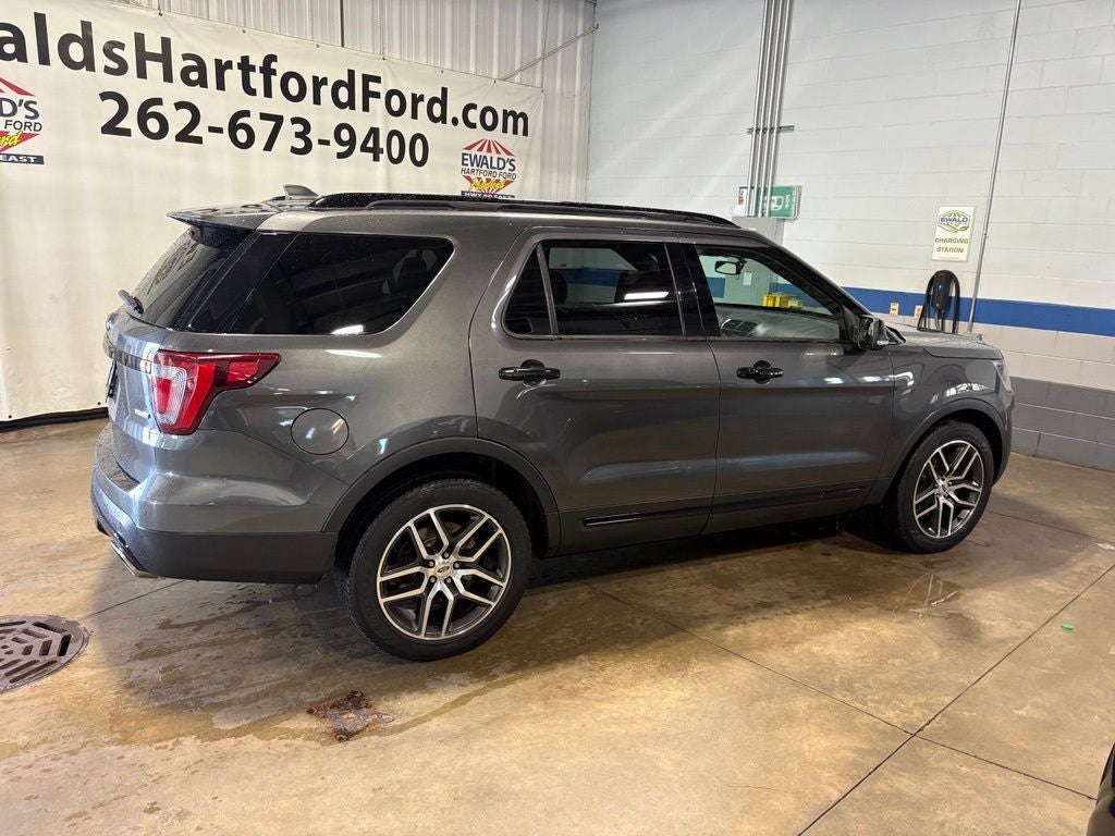 2017 Ford Explorer Sport