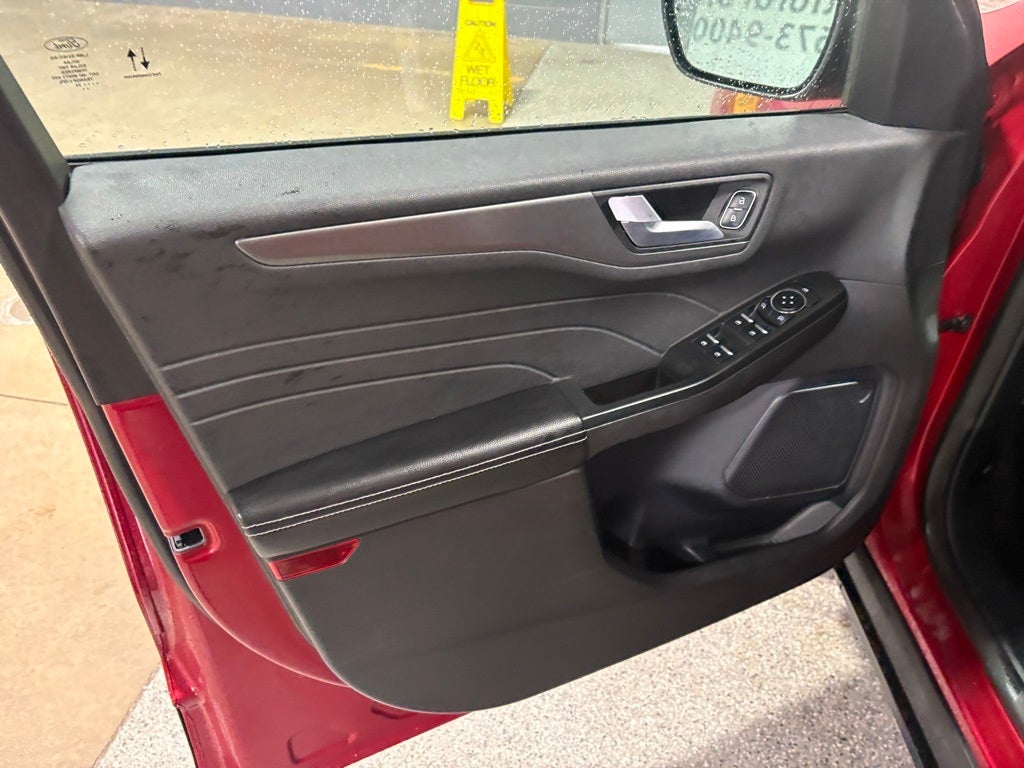 2024 Ford Escape Plug-In Hybrid Base