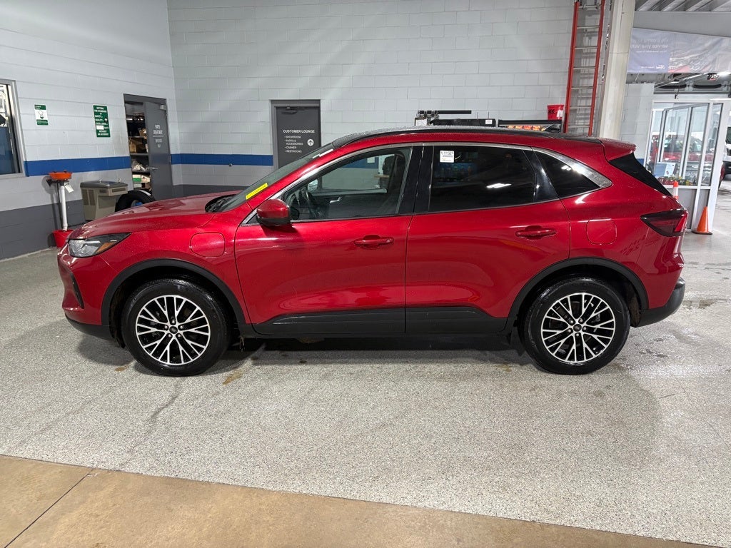 2024 Ford Escape Plug-In Hybrid Base