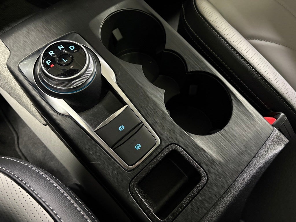 2026 Ford Escape Platinum