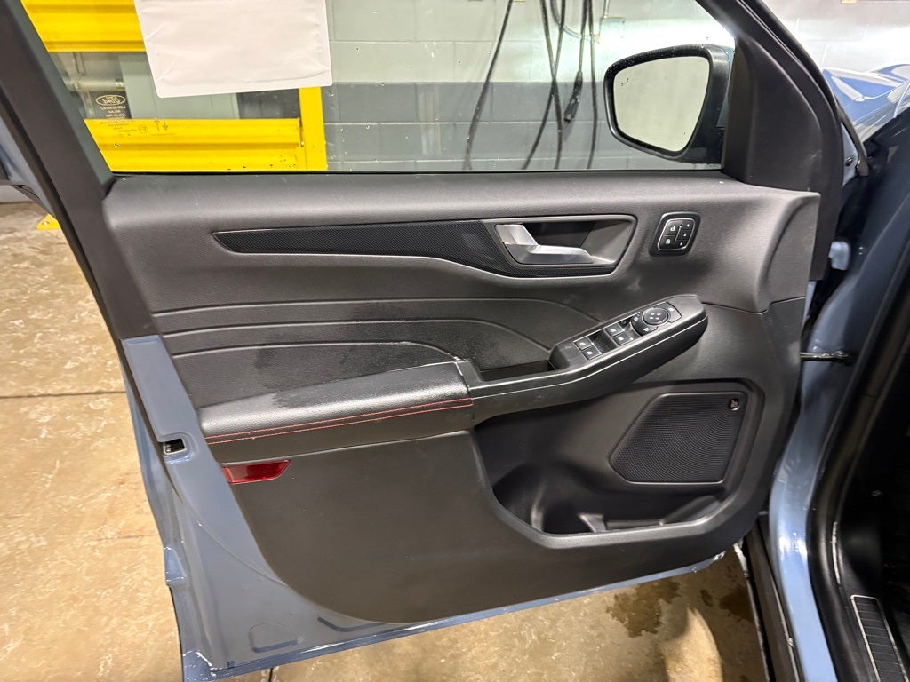 2026 Ford Escape ST-Line Select