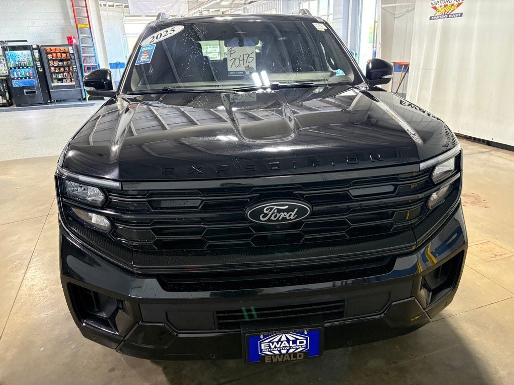 2025 Ford Expedition Max Platinum