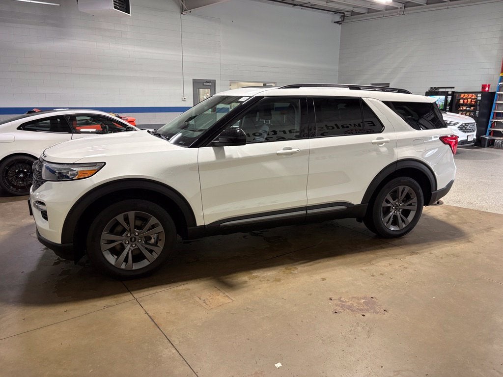 2024 Ford Explorer XLT