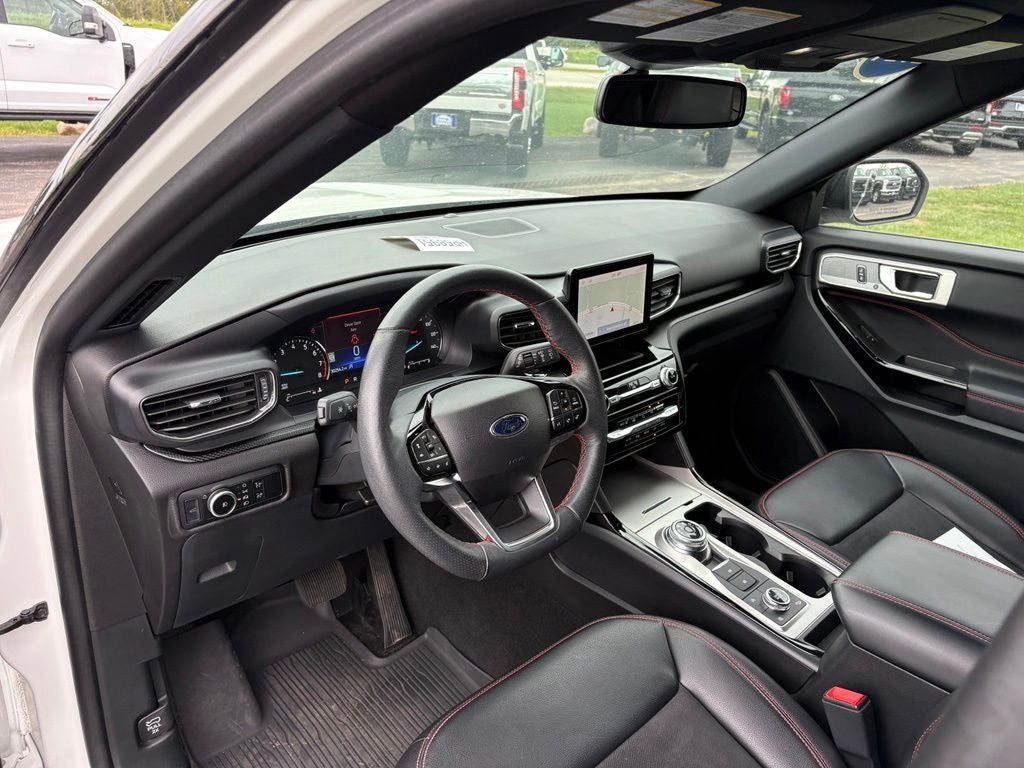 2024 Ford Explorer ST-Line