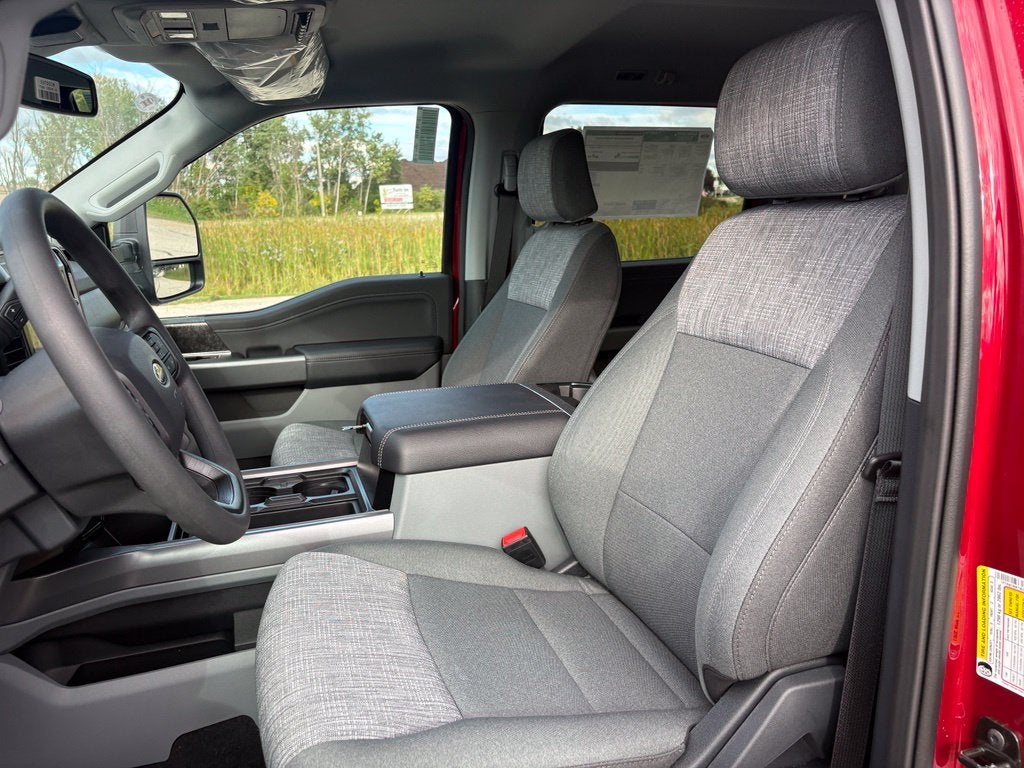2027 Ford F-250SD XLT