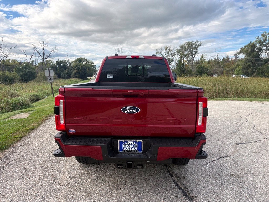 2027 Ford F-250SD XLT