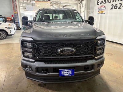 2026 Ford F-350SD Lariat