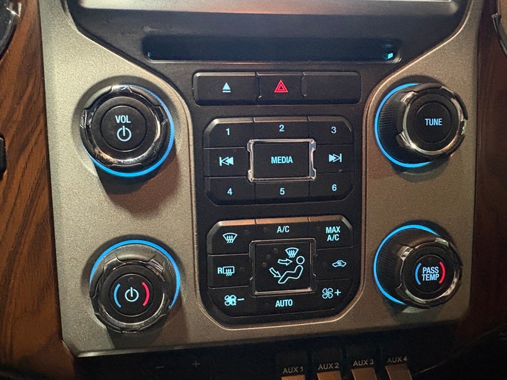 2014 Ford F-350SD Lariat