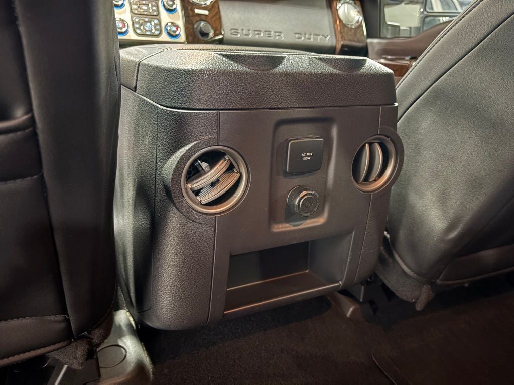 2015 Ford F-350SD Lariat DRW