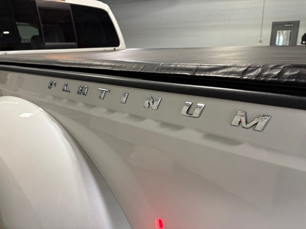 2015 Ford F-350SD Lariat DRW