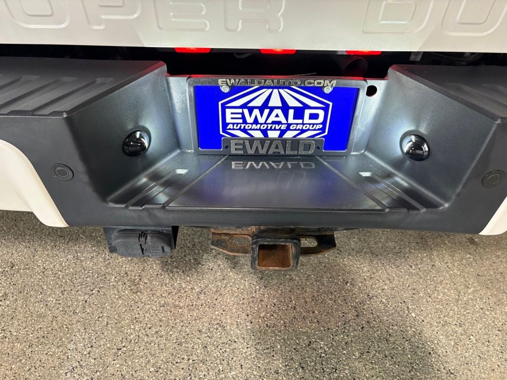 2015 Ford F-350SD Lariat DRW