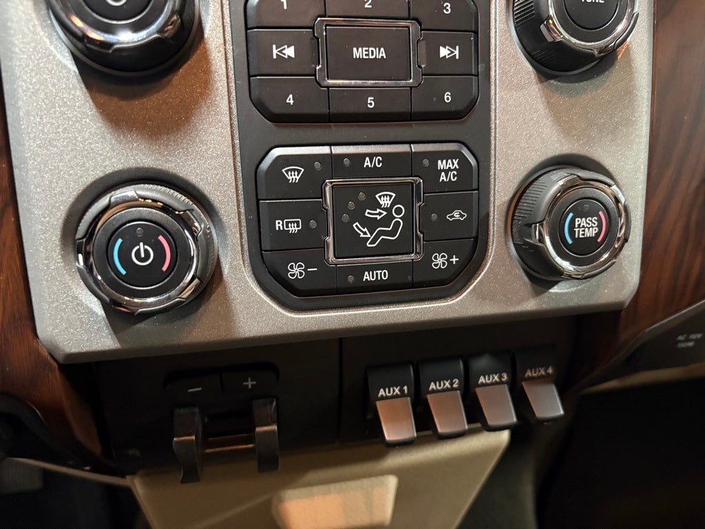 2016 Ford F-450SD Lariat DRW