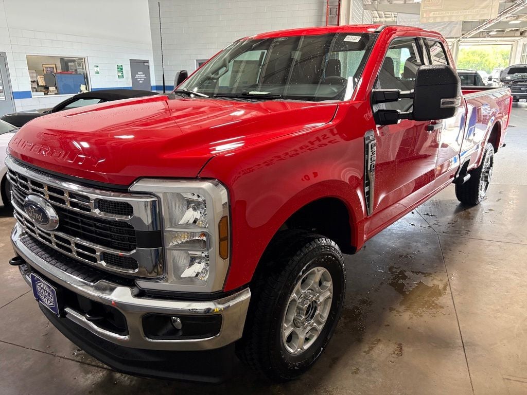 2026 Ford F-350SD XLT