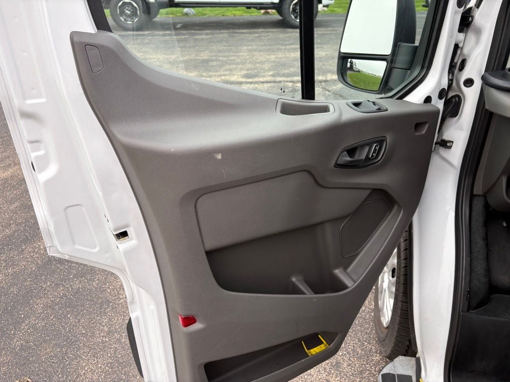 2025 Ford Transit-250 Base