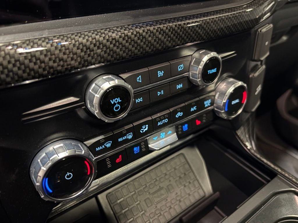 2023 Ford F-150 Lariat BLACK OPS