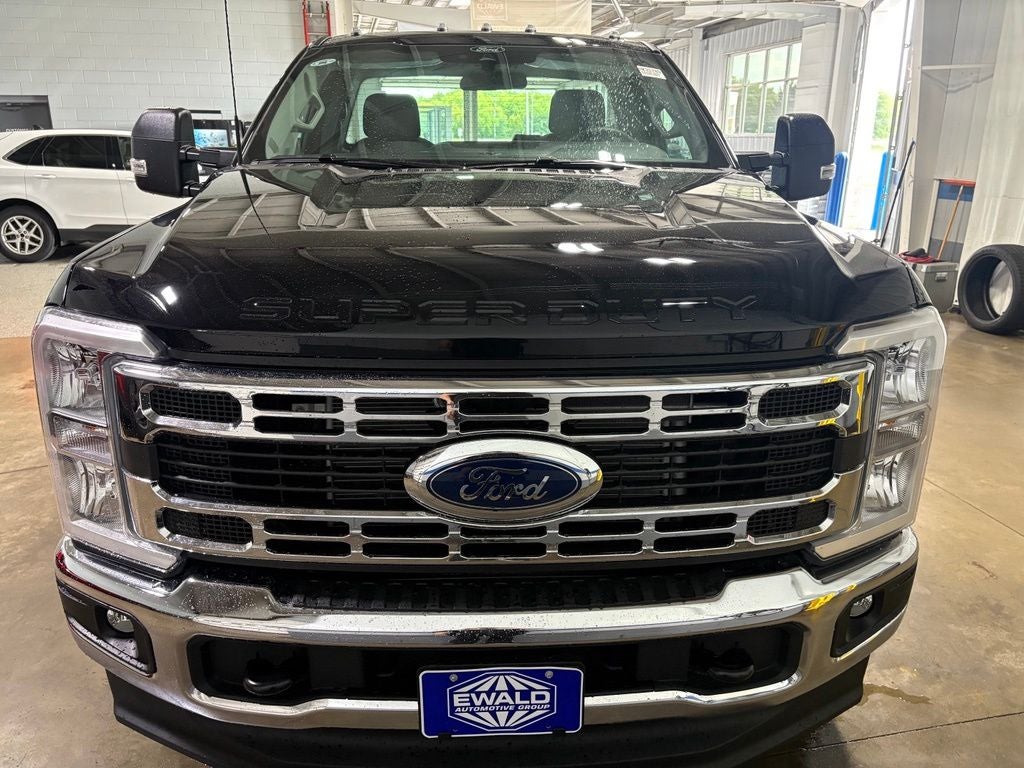 2026 Ford F-350SD XLT