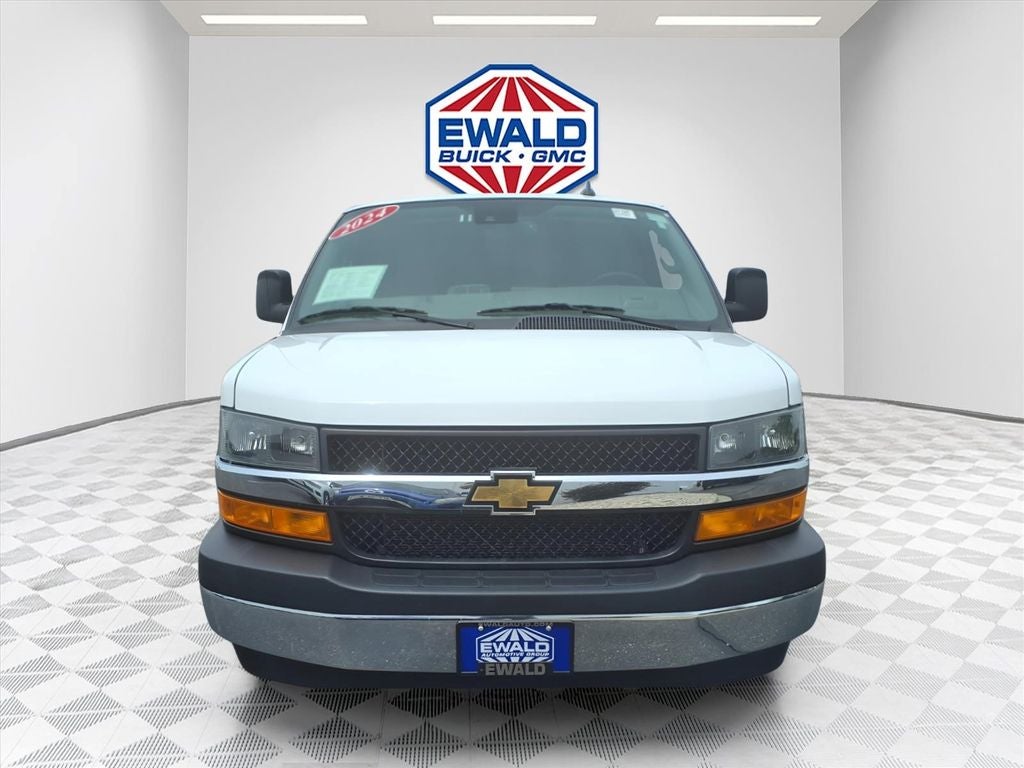 2024 Chevrolet Express 3500 LT Passenger