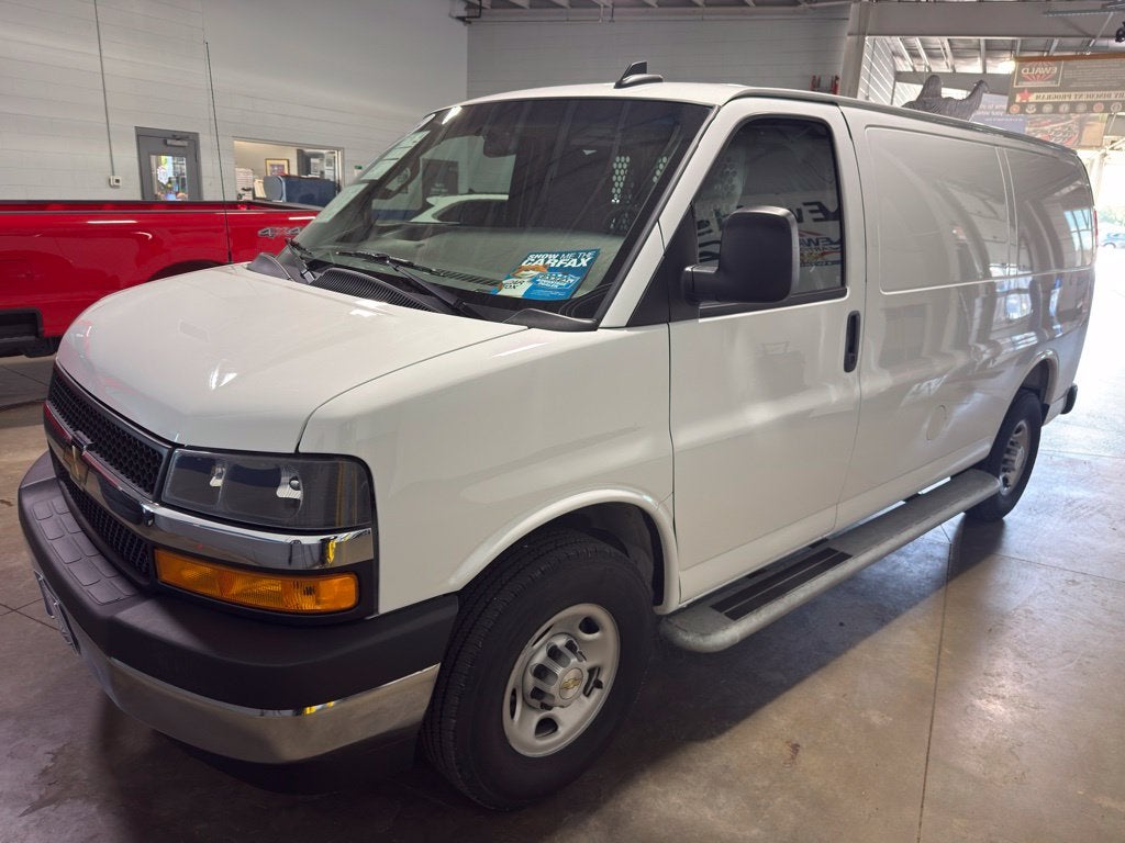2025 Chevrolet Express 2500 Work Van Cargo