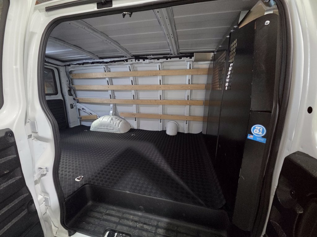 2025 GMC Savana 2500 Work Van