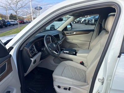 2024 Volkswagen Atlas 2.0T SE w/Technology