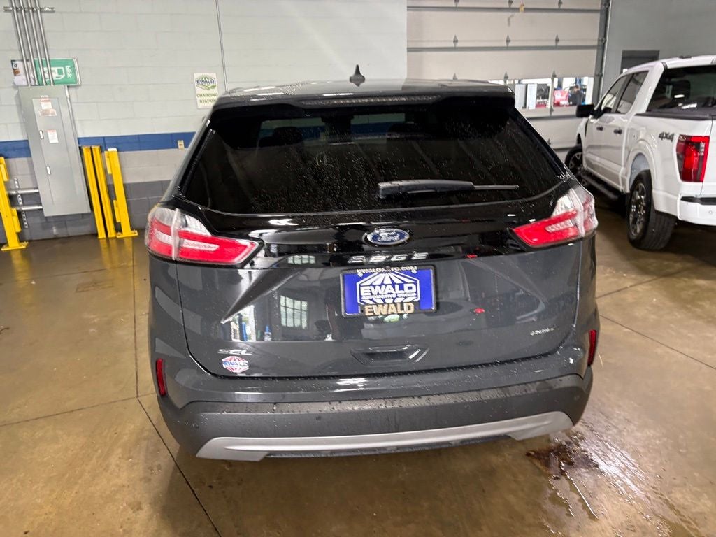2021 Ford Edge SEL