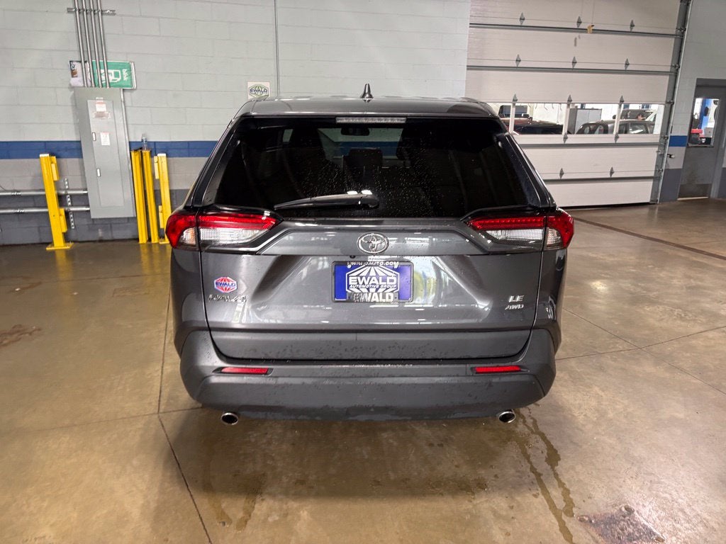 2025 Toyota RAV4 LE