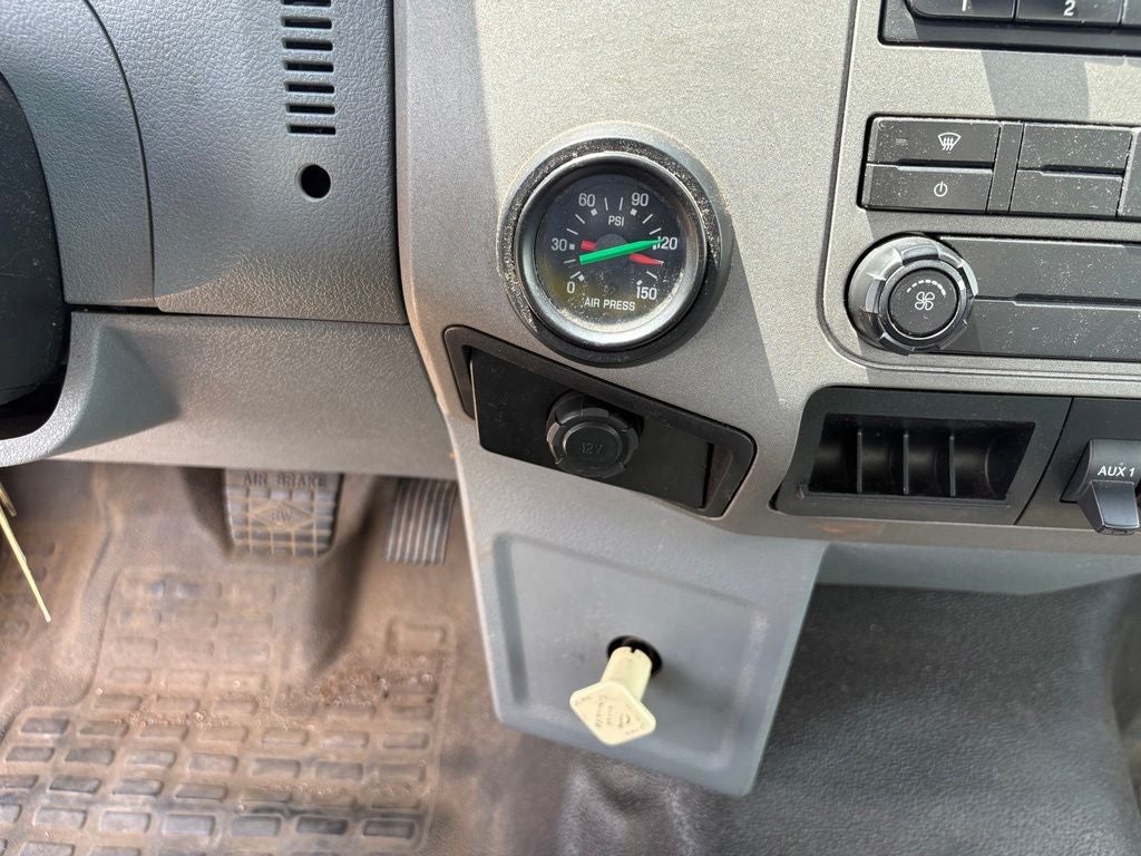 2012 Ford F-750SD XL DRW