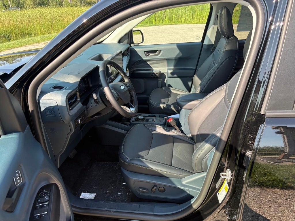 2025 Ford Maverick Lobo High