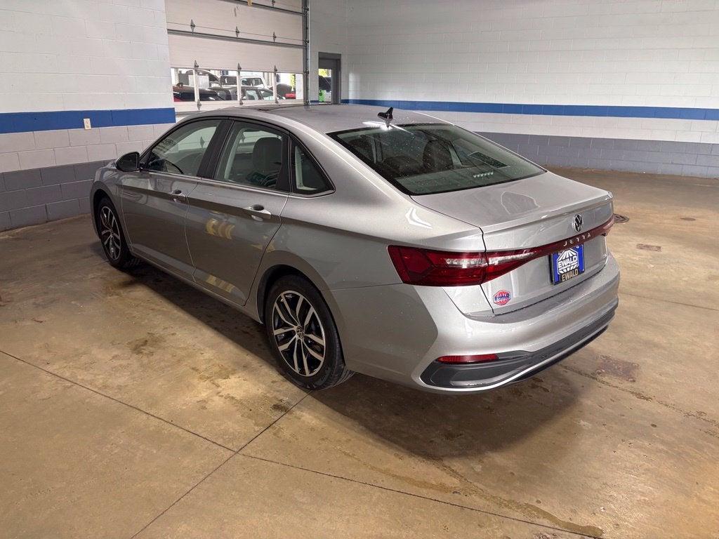2025 Volkswagen Jetta 1.5T SE