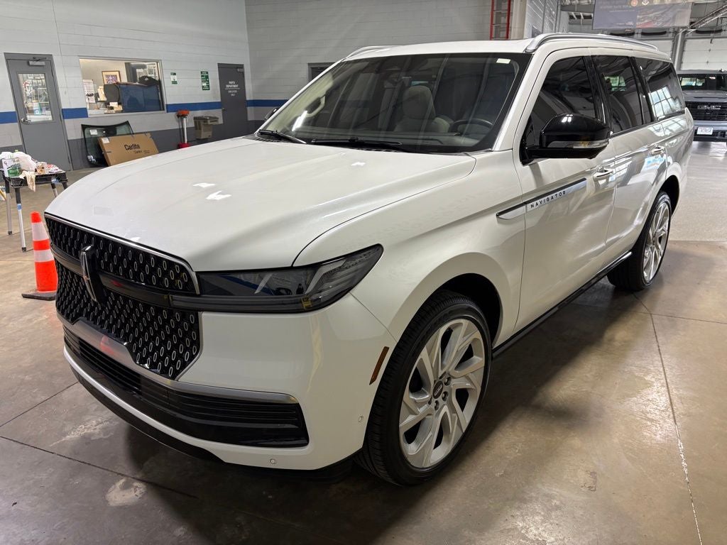 2025 Lincoln Navigator Reserve