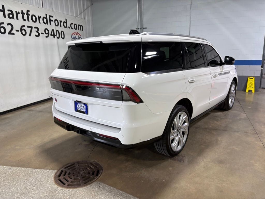2025 Lincoln Navigator Reserve