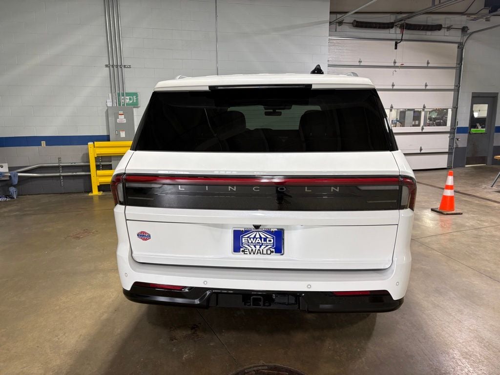 2025 Lincoln Navigator Reserve