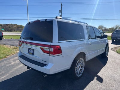 2015 Lincoln Navigator L Base