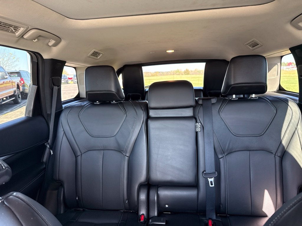 2025 INFINITI QX60 LUXE