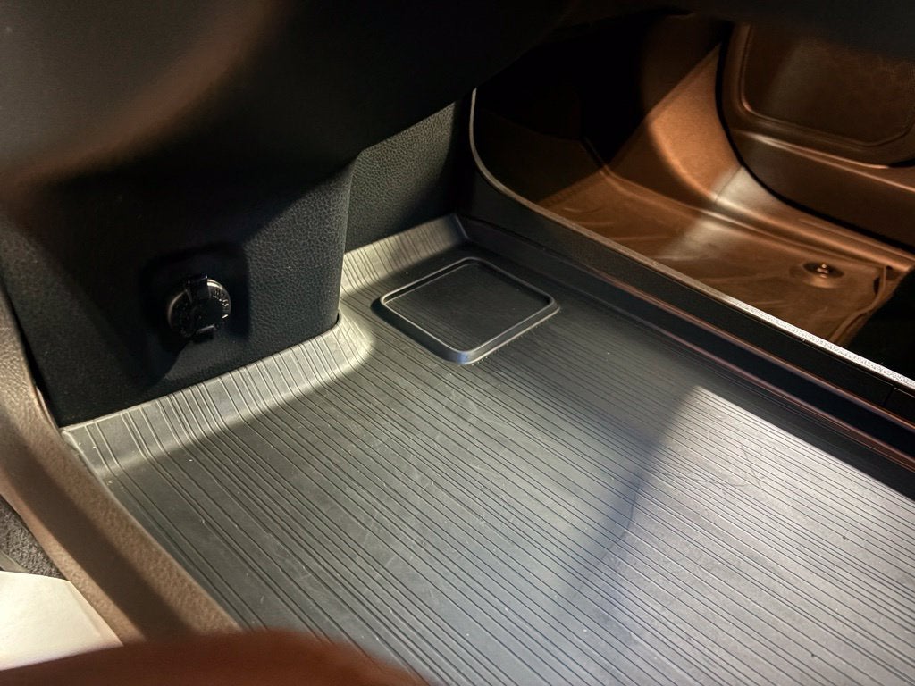 2022 Toyota Sienna Platinum 7 Passenger
