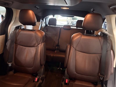 2022 Toyota Sienna Platinum 7 Passenger