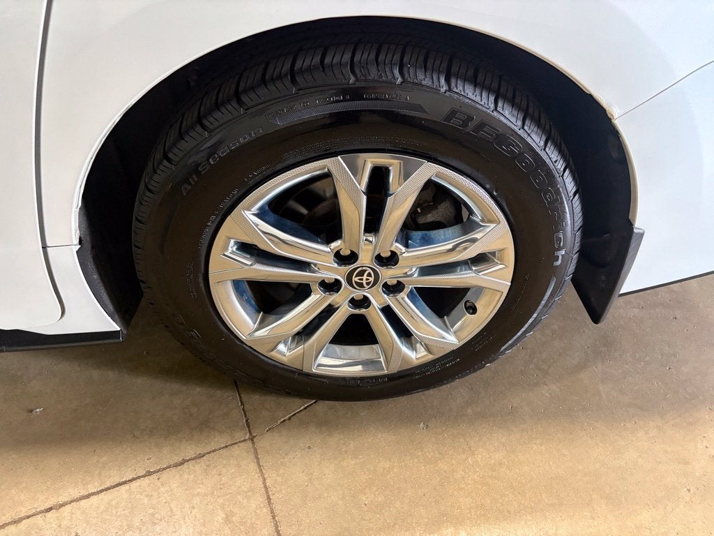 2022 Toyota Sienna Platinum 7 Passenger