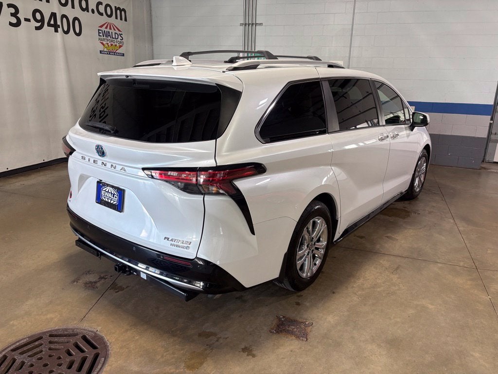 2022 Toyota Sienna Platinum 7 Passenger