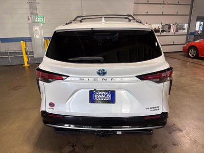 2022 Toyota Sienna Platinum 7 Passenger